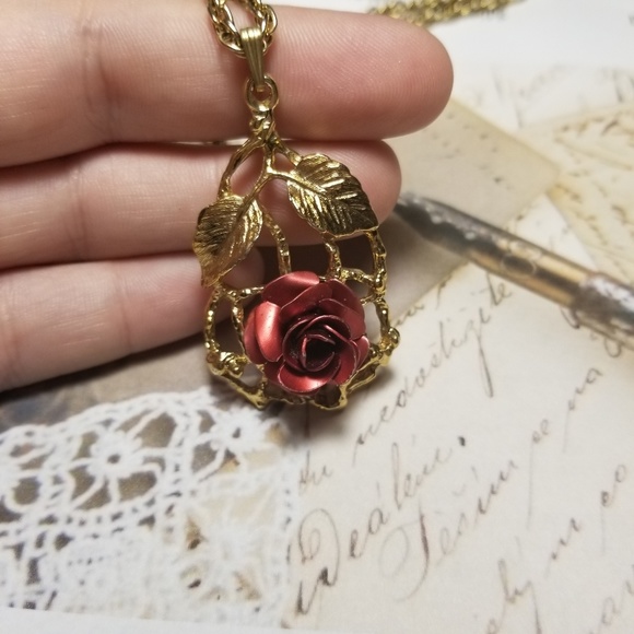 Gorgeous VTG Rose Necklace - Picture 4 of 7